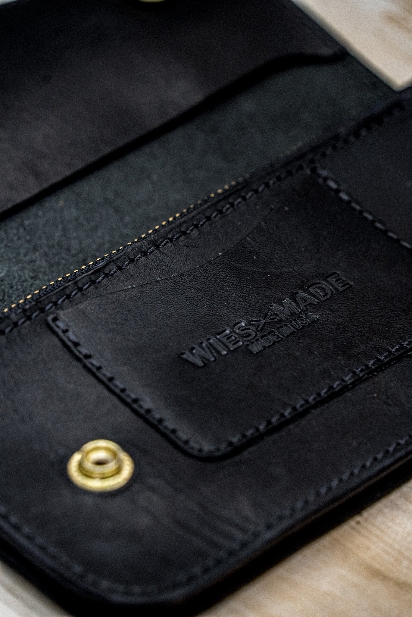 Roper Wallet Black | Horween Leather