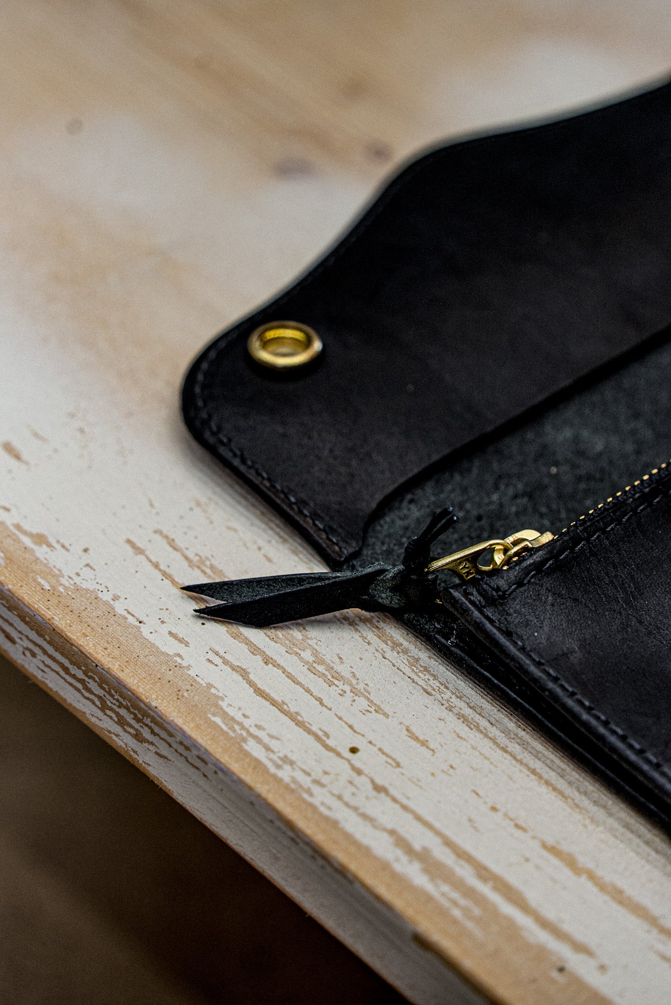 Roper Wallet Black | Horween Leather