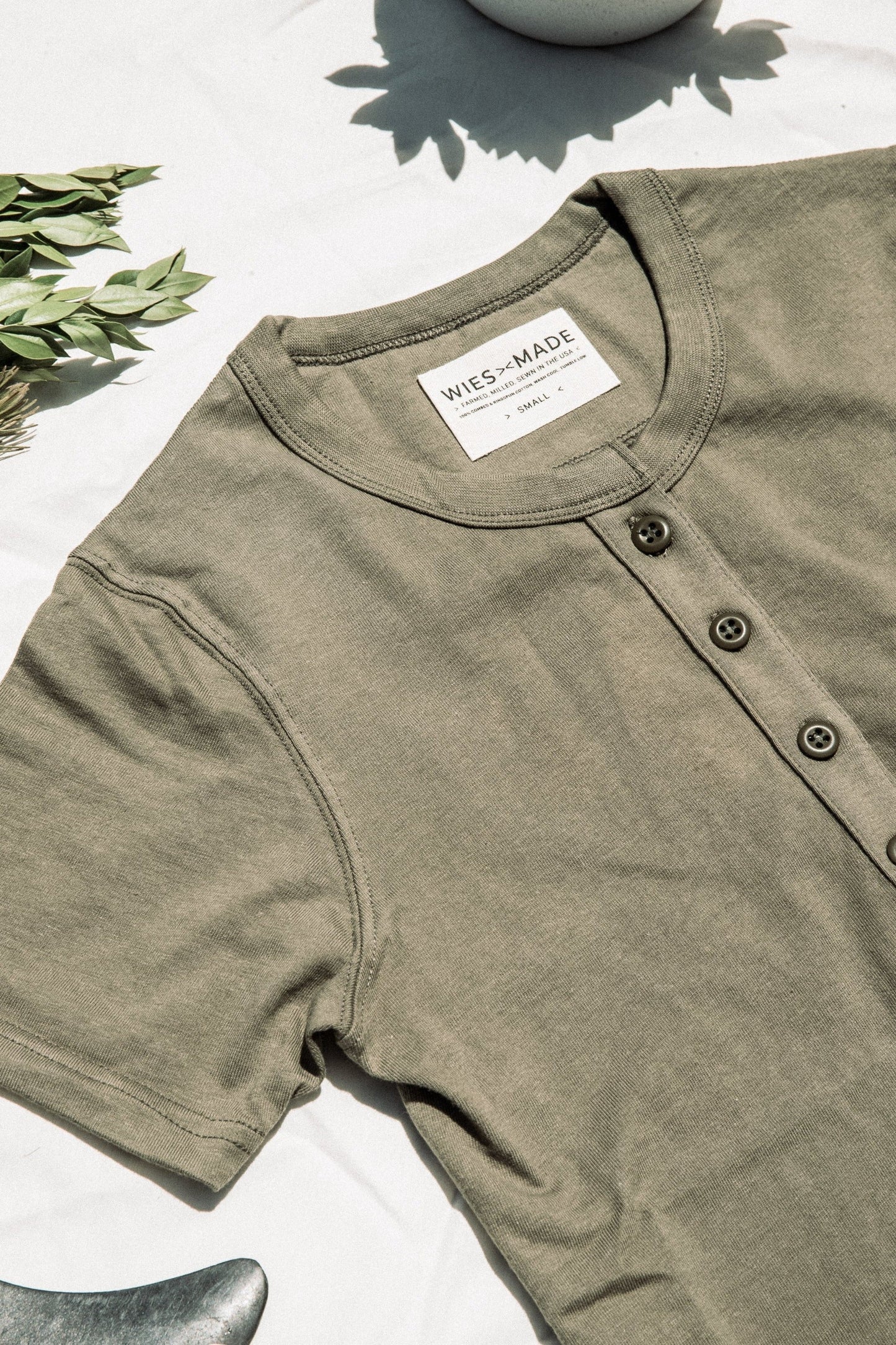 Women's Reyes Heavyweight Henley | 8oz 100% American Made Cotton - Olive