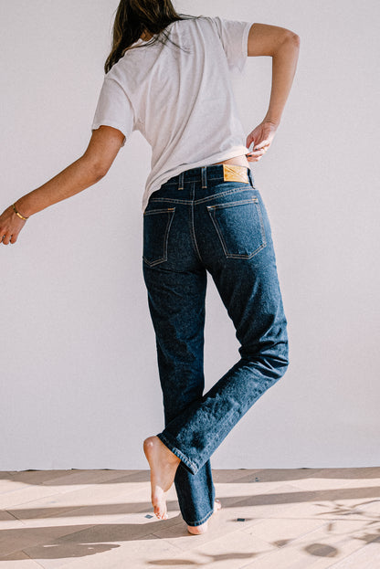 Elise Fit Jean | Ocean Wash Mid Rise Slim Fit