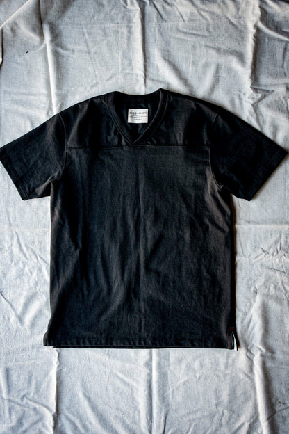 Flat lay of a men's basalt V-neck cotton jersey top with short sleeves