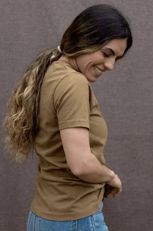 Bolinas heavyweight tee in 8oz 100% cotton, brown color, worn by a woman, featuring a relaxed fit & durable fabric texture